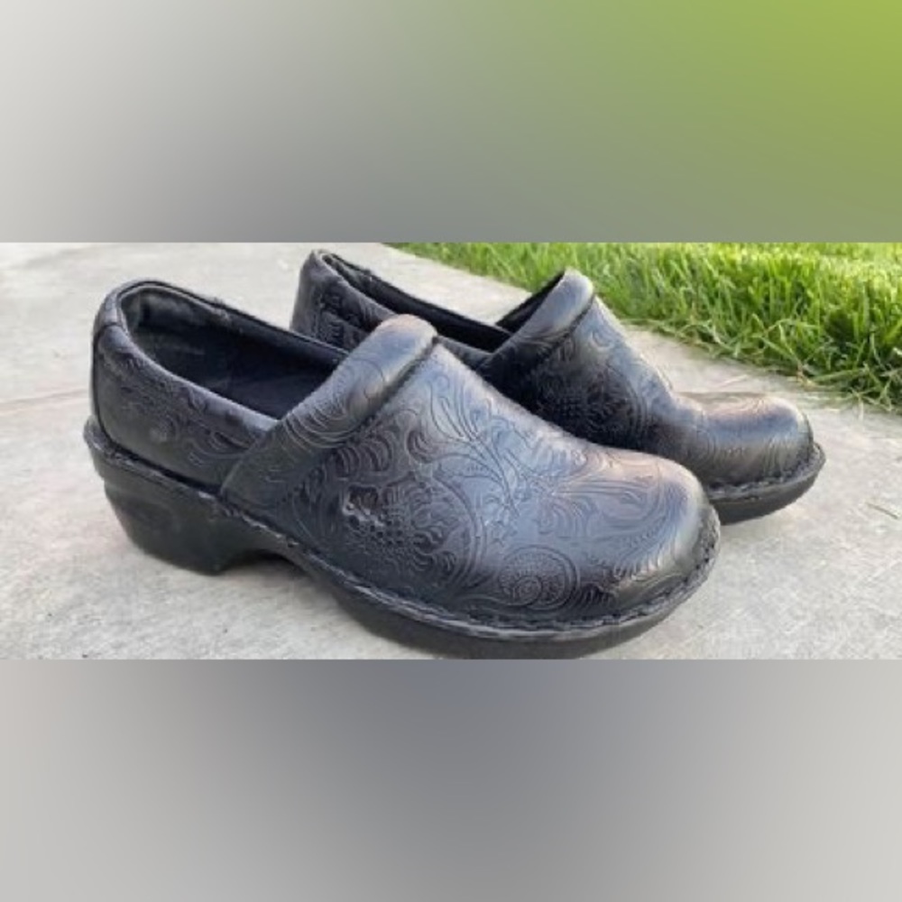BOC Clogs 8.5W- used, like new